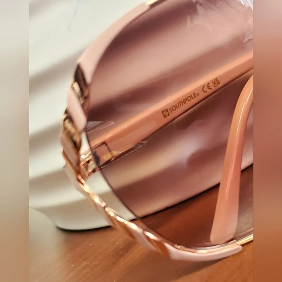 Southpole 1027SP Vented Metal UV Protective Round Sunglasses for Women - Picture 9 of 9